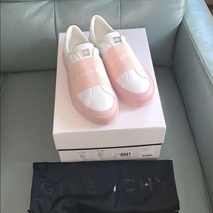 GIVENCHY  White & Pink City Court Slip-On Logo Sneakers